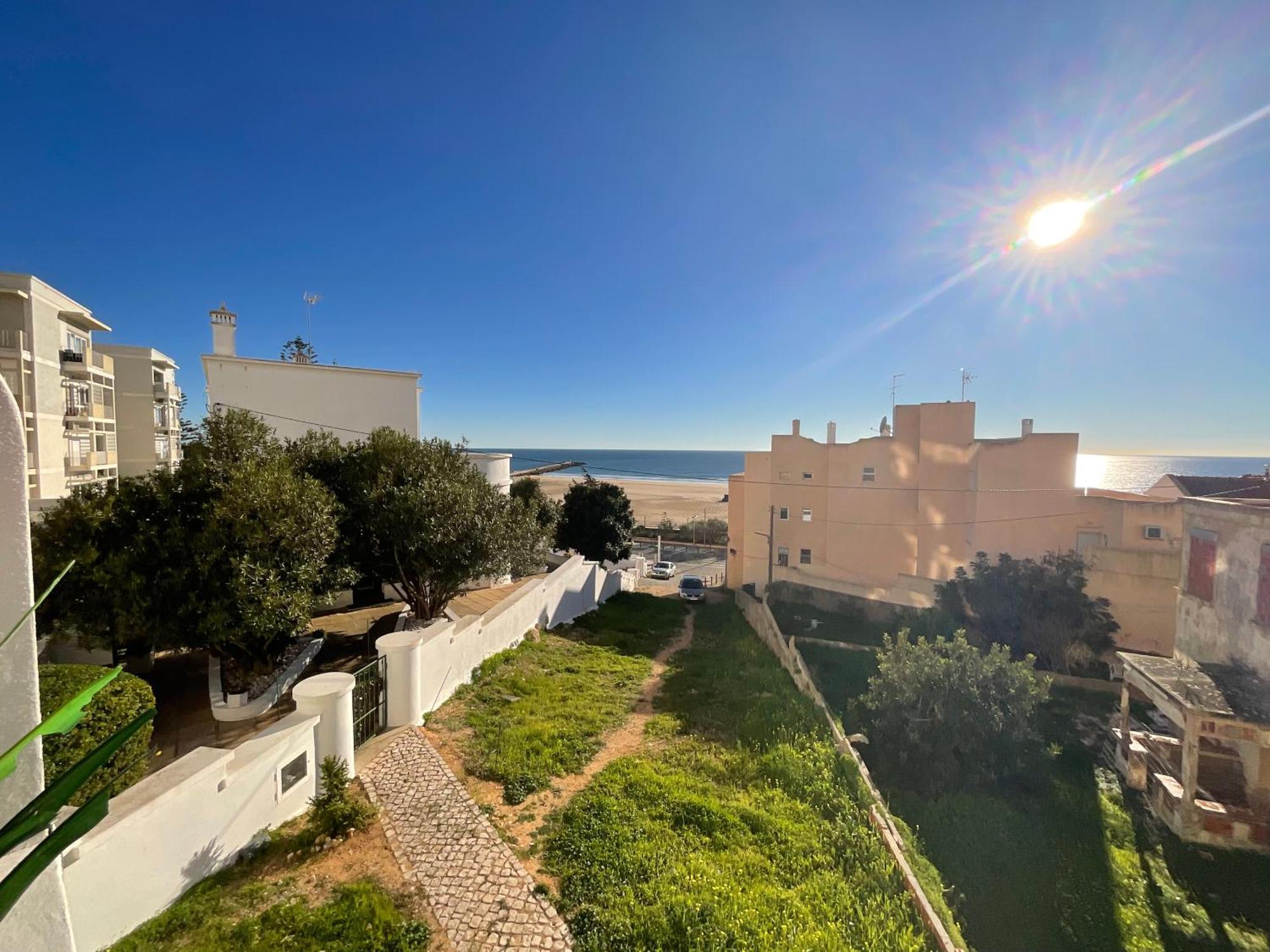 Coracao Da Rocha * Portimao